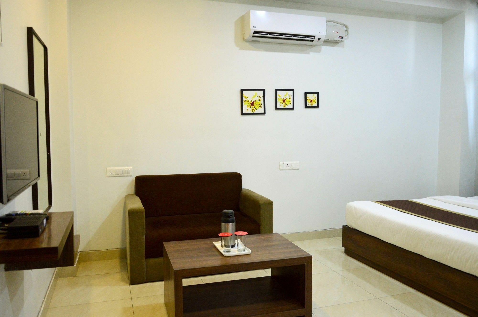 Oyo 6697 Hotel Green Lemon Džajpur Exteriér fotografie
